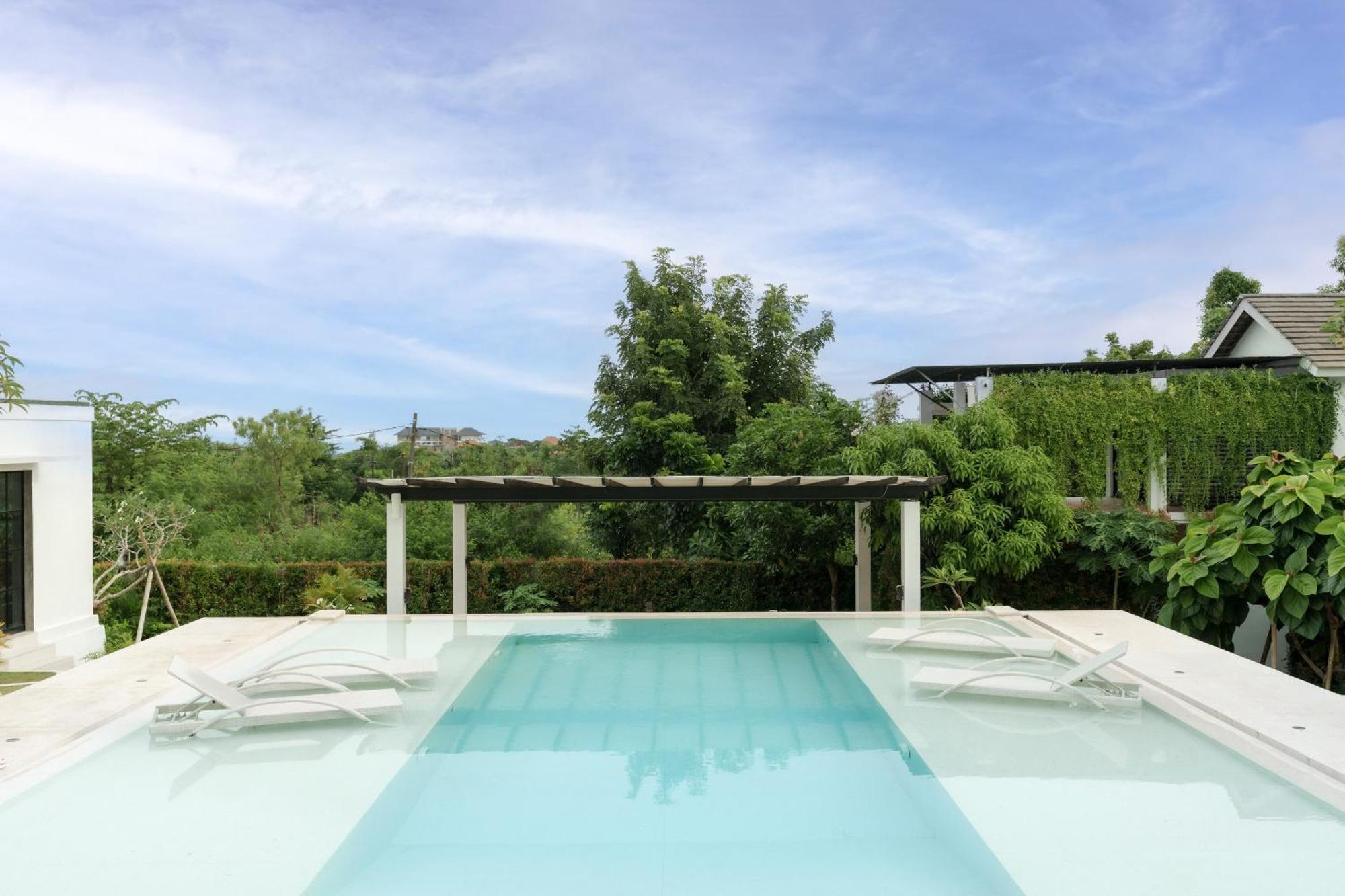 Villa Valeria Ungasan Екстериор снимка
